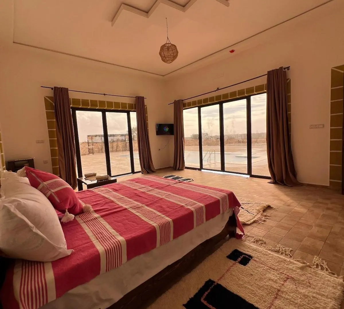 Dar Ibou, Villa 6 Chambres Avec Piscine エッサウィラ