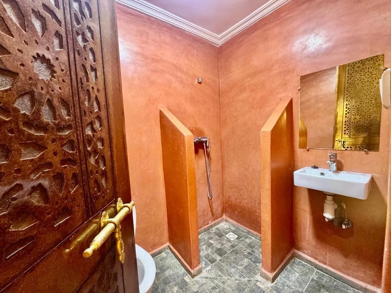 Dar Ibou, Villa 6 Chambres Avec Piscine エッサウィラ